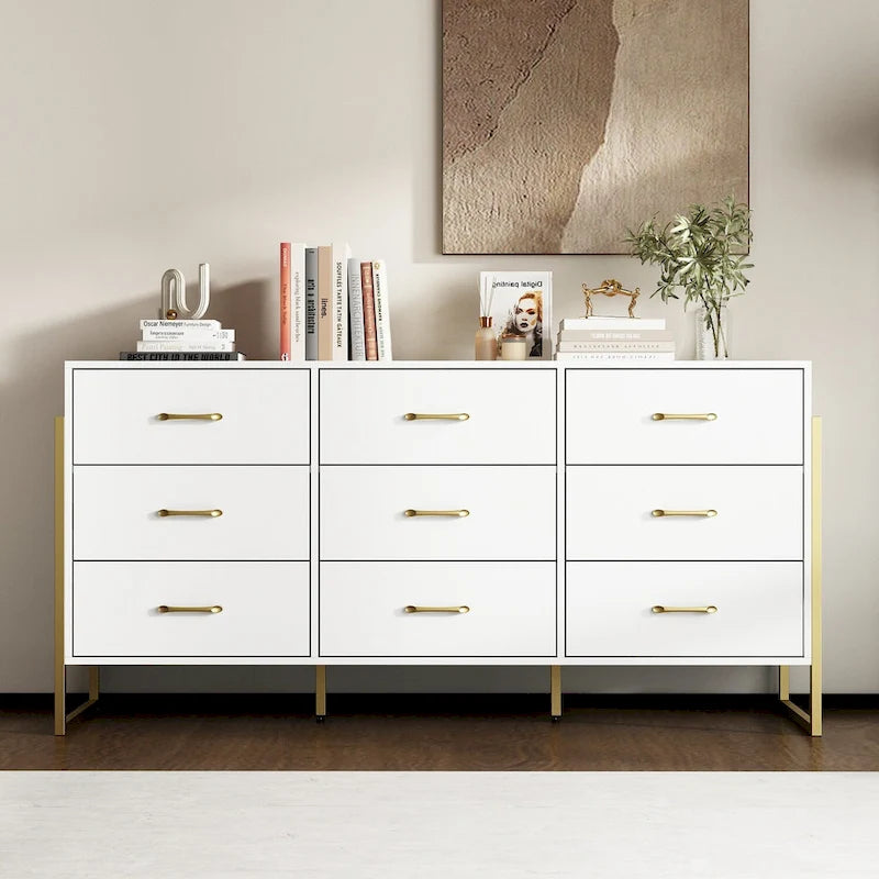 Commode noire et blanche à 9 tiroirs avec poignées dorées, simple