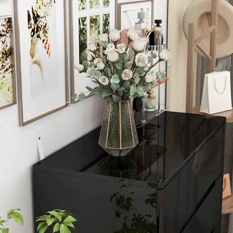 Commode 5 tiroirs blanc/noir très lustré avec éclairage DEL, simple
