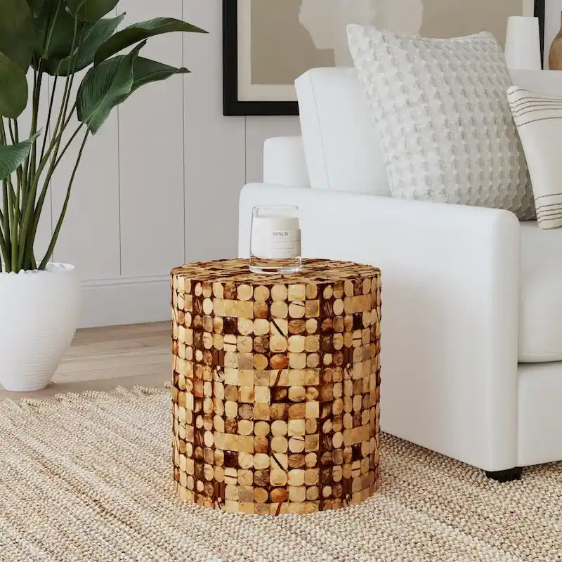 Table d'appoint ronde en mosaïque de coquille de noix de coco blanche / verte / brune, 1 personne
