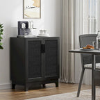 Buffet bas noir à 2 portes en rotin avec étagère réglable
